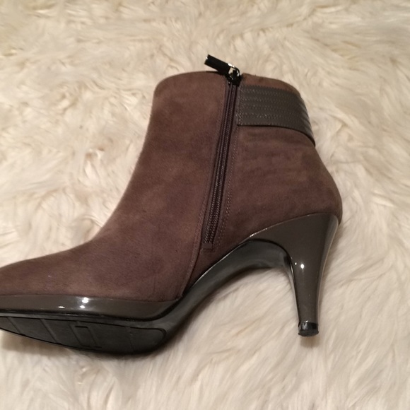 Bandolino brown suede boots - Picture 5 of 5